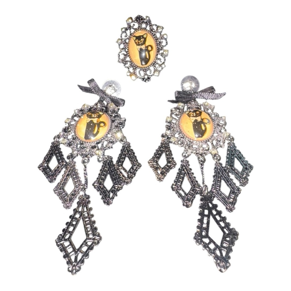 Betsey Johnson “Cameo Critters” Cat Cameo Earrings & Ring Set Vintage J13 - Picture 2 of 9